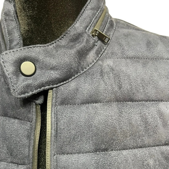 ❌SOLD ❌
Zara Men’s Quilted Transitional Leather Jacket in Navy Blue - Picture 4 of 10